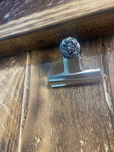Load image into Gallery viewer, Rustic Photo Frame Board