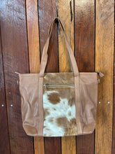 Load image into Gallery viewer, Tote Bag - Quintessa 011