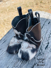 Load image into Gallery viewer, Baby Boots - Large 074