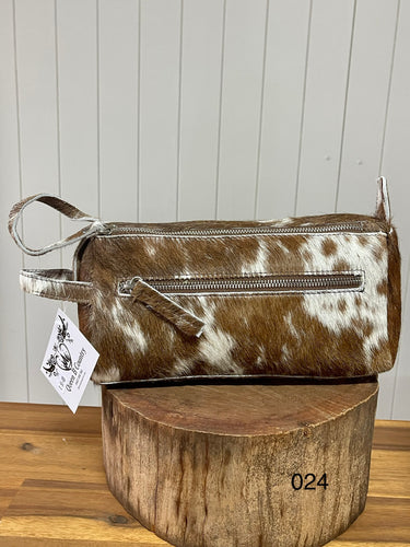 Toiletries Bag - Cowhide 024