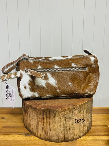 Toiletries Bag - Cowhide 022