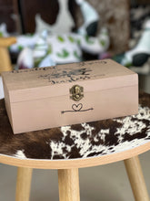 Load image into Gallery viewer, Jewellery Box - Beautiful Strong Fearless 010