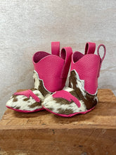 Load image into Gallery viewer, Baby Boots - Small SP07