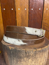 Load image into Gallery viewer, Lead - Cowhide 04
