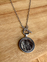 Load image into Gallery viewer, Necklace - Swivel Pendant 001