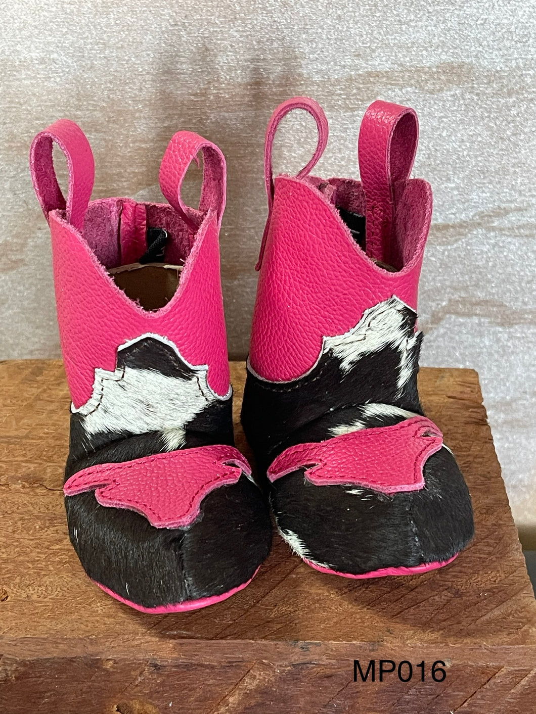 Baby Boots - Medium MP016