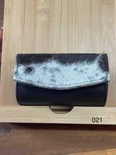 Load image into Gallery viewer, Lipstick Case - 021
