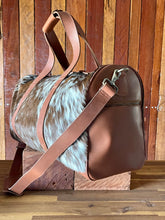 Load image into Gallery viewer, Duffle Bag - Cabin 021