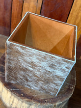 Load image into Gallery viewer, Plant Pot