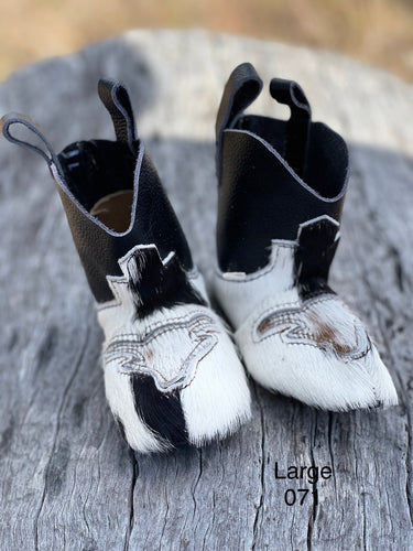 Baby Boots - Large 071
