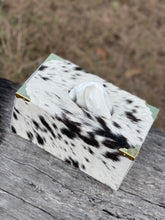 Load image into Gallery viewer, Tissue Box 06