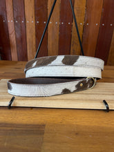 Load image into Gallery viewer, Lead - Cowhide 03