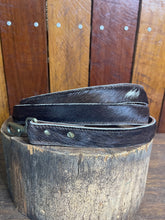 Load image into Gallery viewer, Lead - Cowhide 07