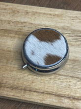 Load image into Gallery viewer, Pill Box 03