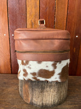 Load image into Gallery viewer, Makeup Bag - Toiletries Case 0221