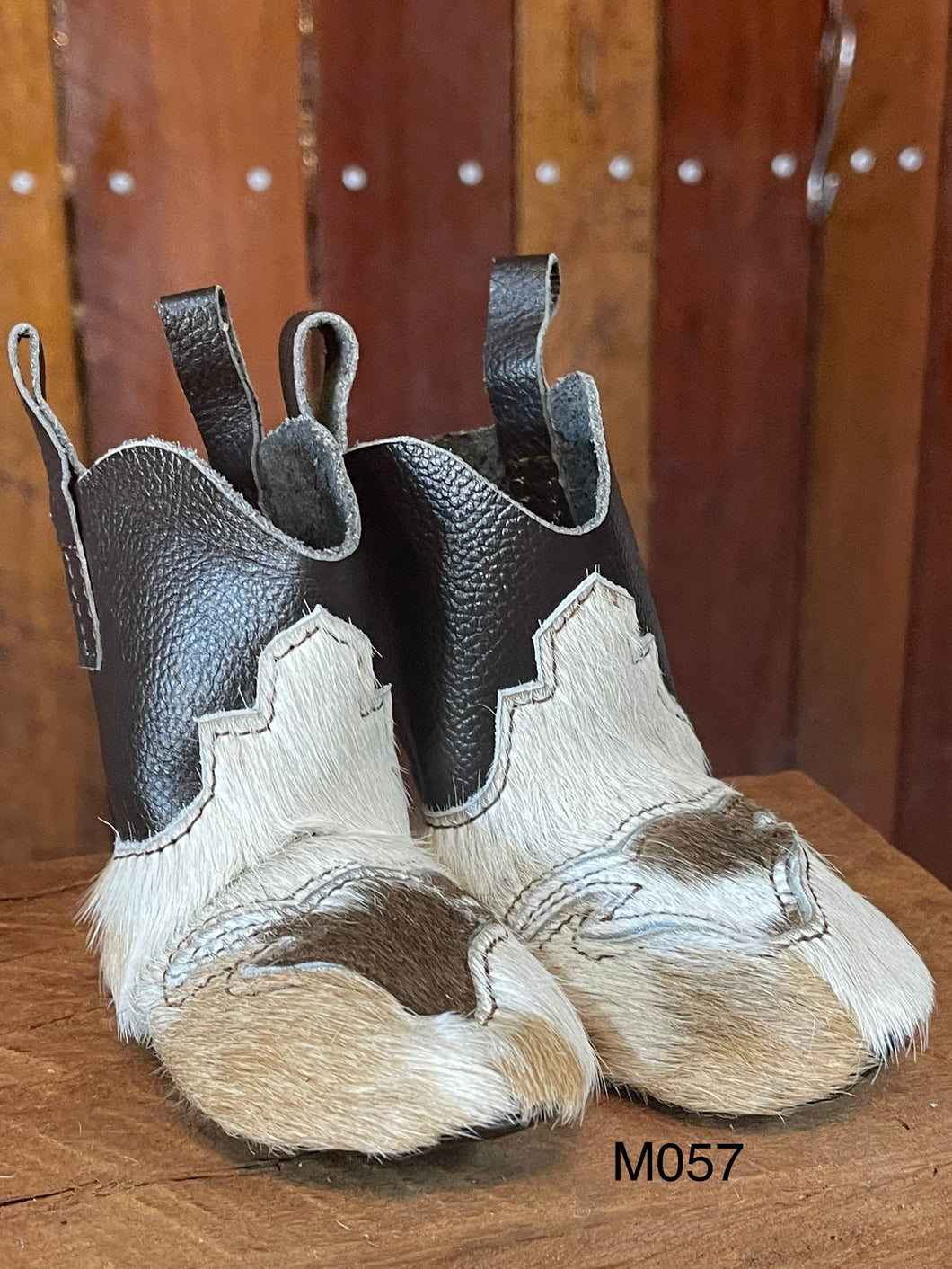 Baby Boots - Medium 057