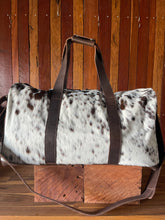 Load image into Gallery viewer, Duffle Bag - Cabin 030