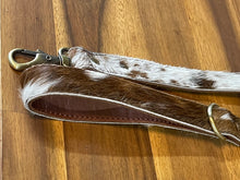 Load image into Gallery viewer, Lead - Cowhide 01