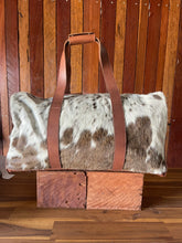 Load image into Gallery viewer, Duffle Bag - Cabin 022