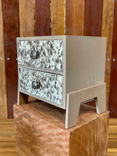 Load image into Gallery viewer, Jewellery Box - Bella 050
