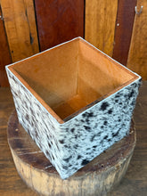Load image into Gallery viewer, Plant Pot