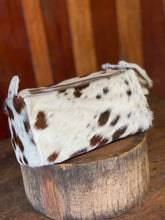 Load image into Gallery viewer, Toiletries Bag - Cowhide 016