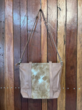 Load image into Gallery viewer, Tote Bag - Quintessa - 07