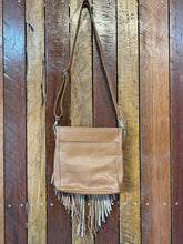 Load image into Gallery viewer, Handbag - The Jillaroo 04