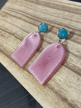 Load image into Gallery viewer, Earrings - Rebel 08