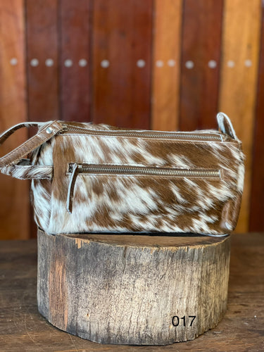 Toiletries Bag - Cowhide 017