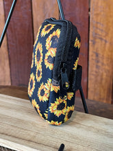 Load image into Gallery viewer, Travel Mate - Sunflower