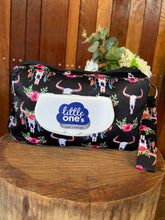 Load image into Gallery viewer, Baby Wipes Holder - Cowskull Floral