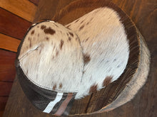 Load image into Gallery viewer, Cap - Cowhide 204 - Reduced Untidy Stitching