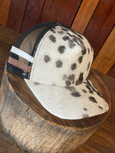 Load image into Gallery viewer, Cap - Cowhide 206