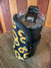 Load image into Gallery viewer, Travel Mate - Sunflower