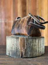 Load image into Gallery viewer, Toiletries Bag - Cowhide - 23