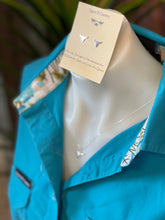 Load image into Gallery viewer, Blouse - Paddock &amp; Play - Bluebelle