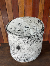 Load image into Gallery viewer, Ottoman - Footstool - 01