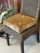 Load image into Gallery viewer, Cushion Cover - Chair / Seat 05