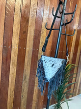 Load image into Gallery viewer, Handbag - The Jillaroo 01