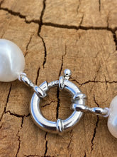 Load image into Gallery viewer, Necklace - Freshwater Pearl - White
