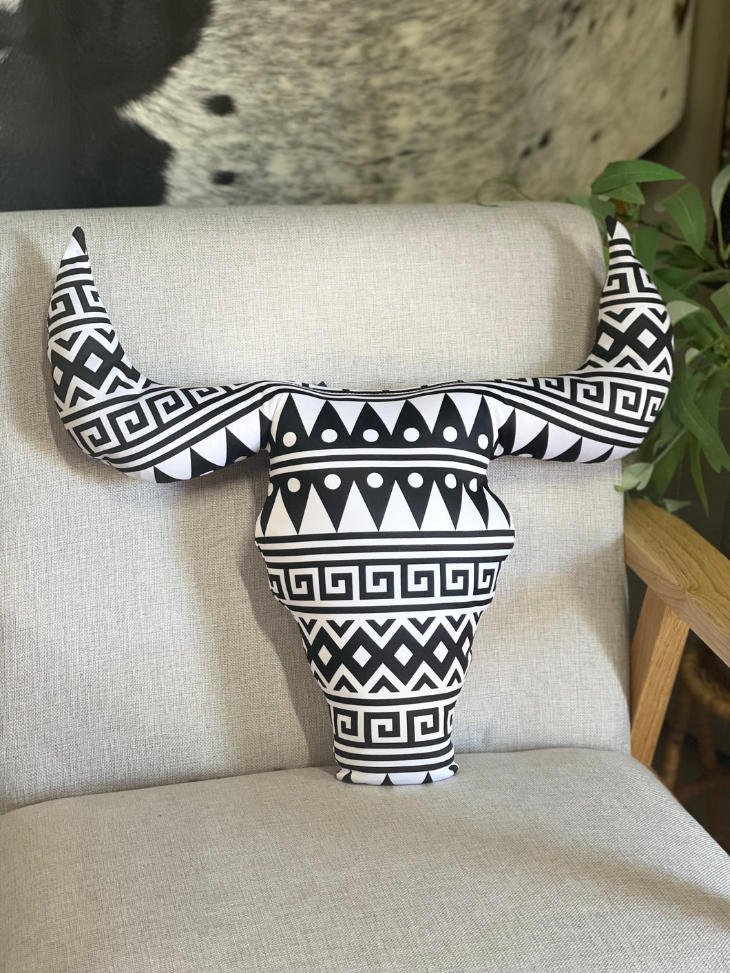 Bullhead Cushion COVER ONLY - Black & White Navajo