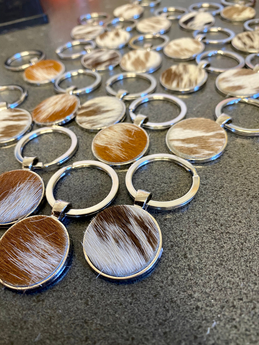 Keyring - Cowhide 25mm