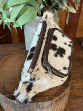 Load image into Gallery viewer, Bum Bag - Hip Bag - 07