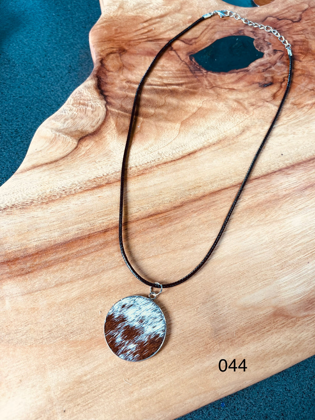 Necklace - Leather + Hide  Large 🌕 044