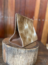 Load image into Gallery viewer, Tissue Box Holder - 01