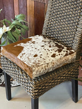 Load image into Gallery viewer, Cushion Cover - Chair / Seat 09