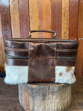 Load image into Gallery viewer, Makeup Bag - Toiletries Case 061
