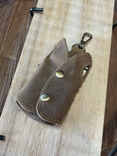 Load image into Gallery viewer, Key Holder - Keyring - Leather