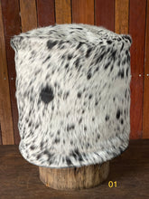 Load image into Gallery viewer, Ottoman - Footstool - 01
